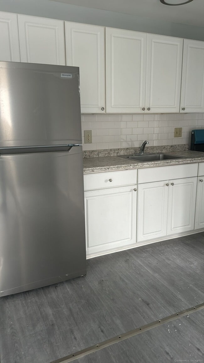 Photo - 25 St Stephen St Unit A2