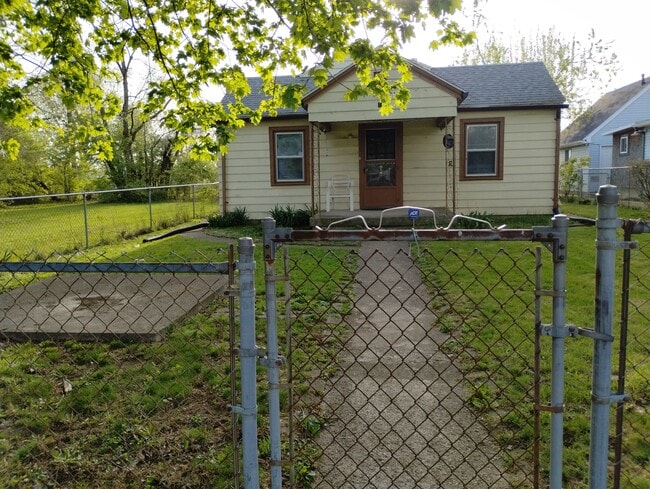 Photo - 83 Miller Ave House