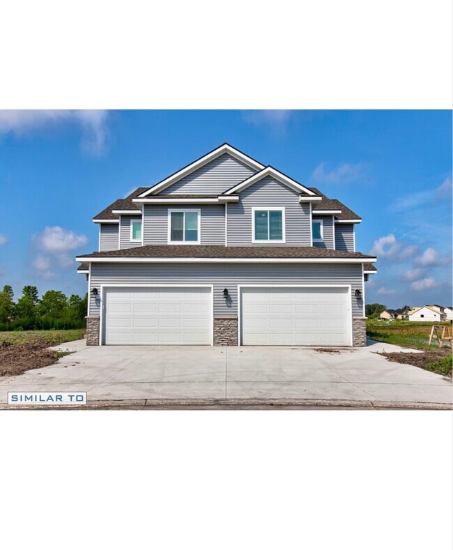 804 Kinney Cir NE