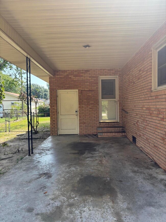 Photo - 891 Kolb Rd