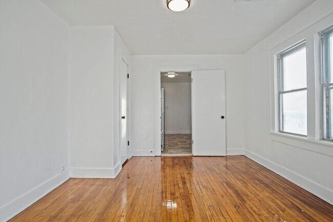 Photo - 1524 NE 8th St