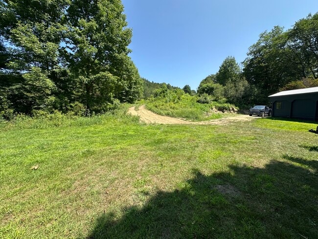 Building Photo - 71 Dairy Hill Rd Rental