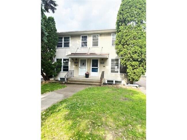 Building Photo - 3720 Quebec Ave S Rental