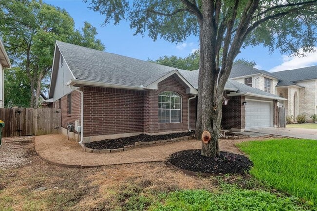 Photo - 1904 Dayflower Trce