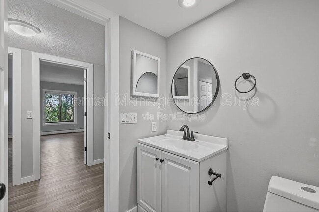Photo - 7220 York Ave S Unit 419