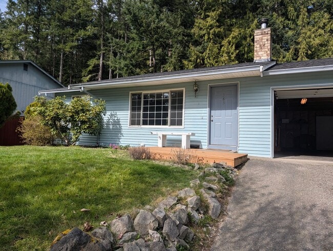 Building Photo - 2-Bedroom Rambler in Central Kitsap