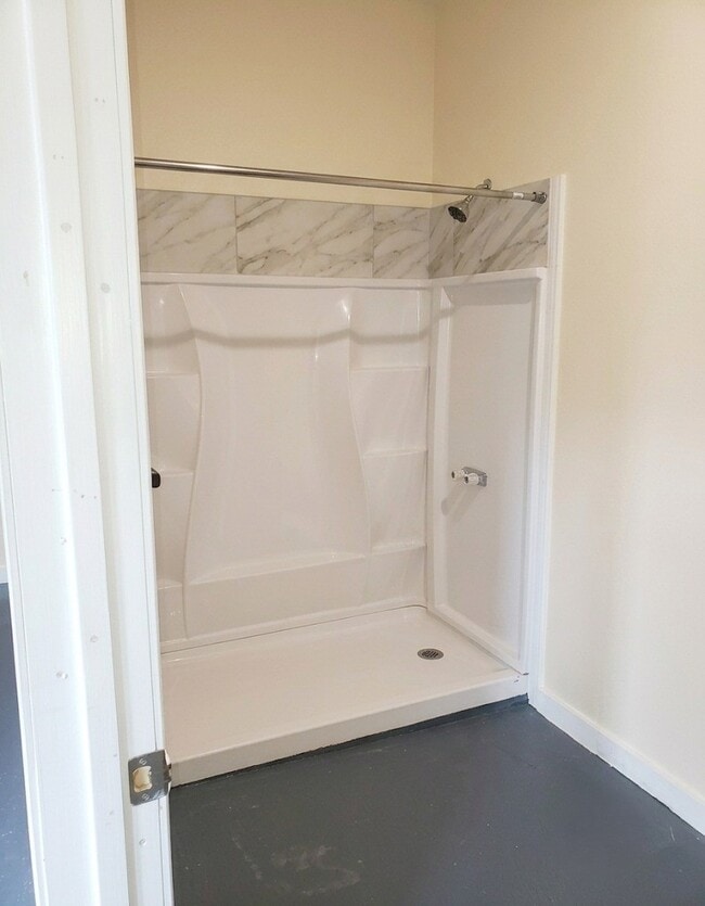 Photo - 103 Englewood Dr Unit 2