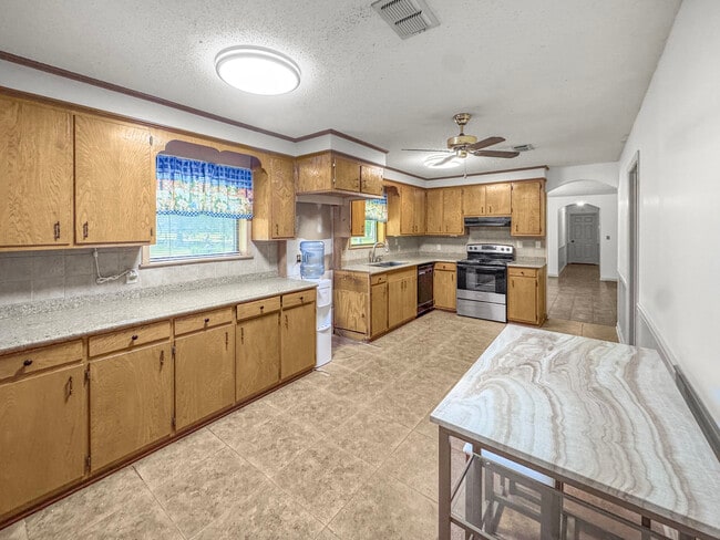 Photo - 1080 Pine Cone Ln