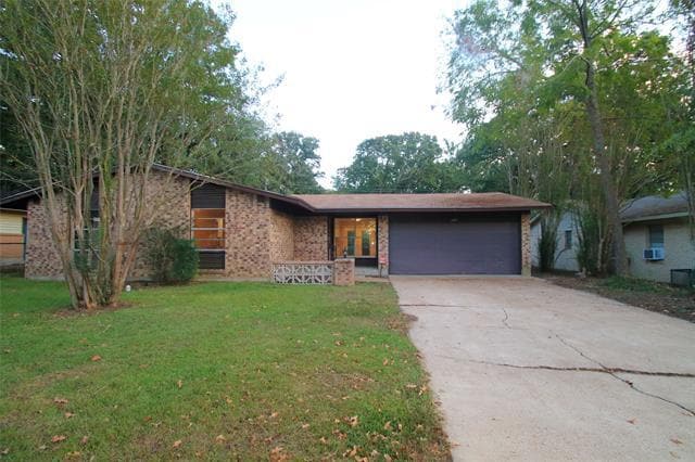 Building Photo - 3455 W Houston St