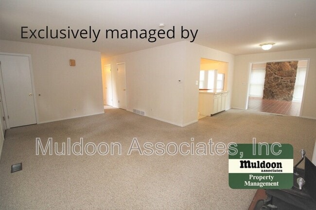 Photo - 3026 Drakestone Dr