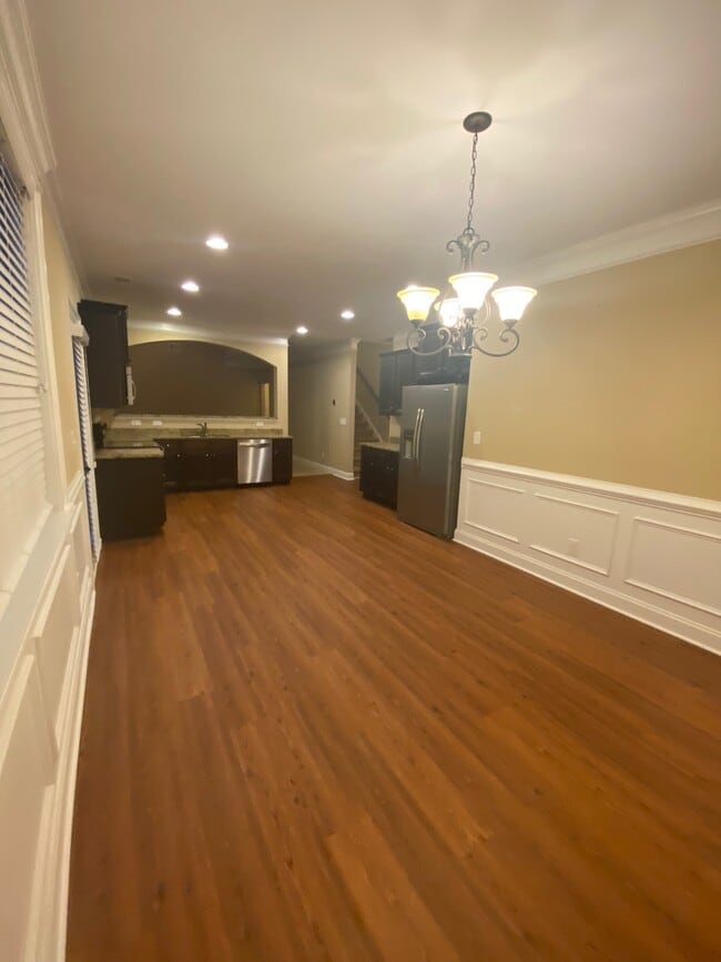 Photo - 319 Haywood Dr