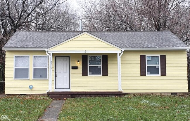 Building Photo - 3516 N Hawthorne Ln
