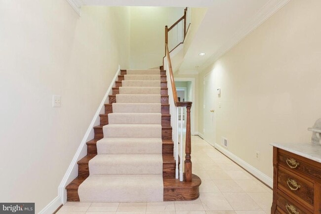 Photo - 4062 Mansion Dr NW