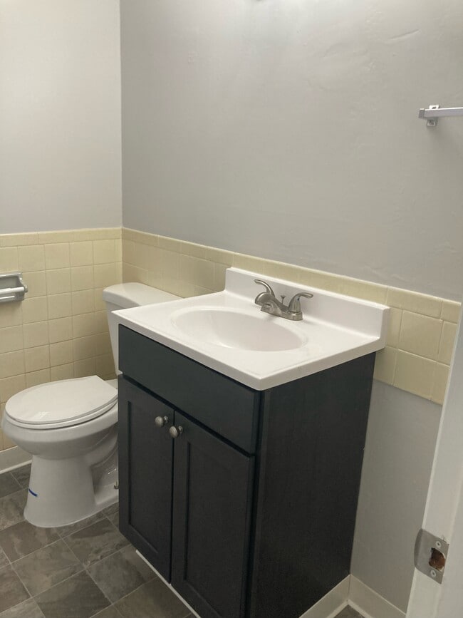 Photo - Andover Crossing Unit 21