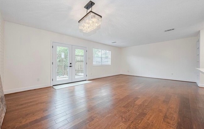 Photo - 1375 Country Pl Dr