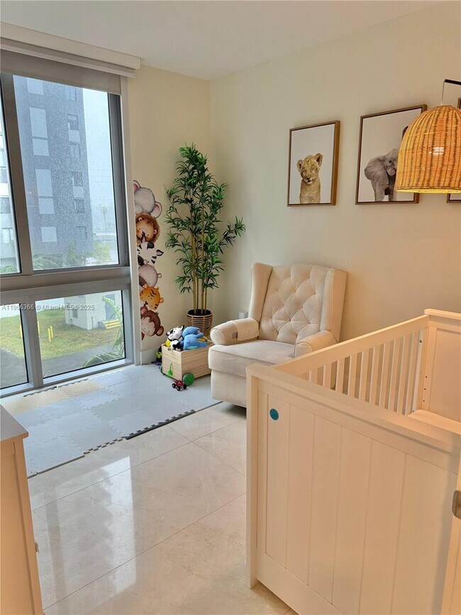 Photo - 16385 Biscayne Blvd Unit 301