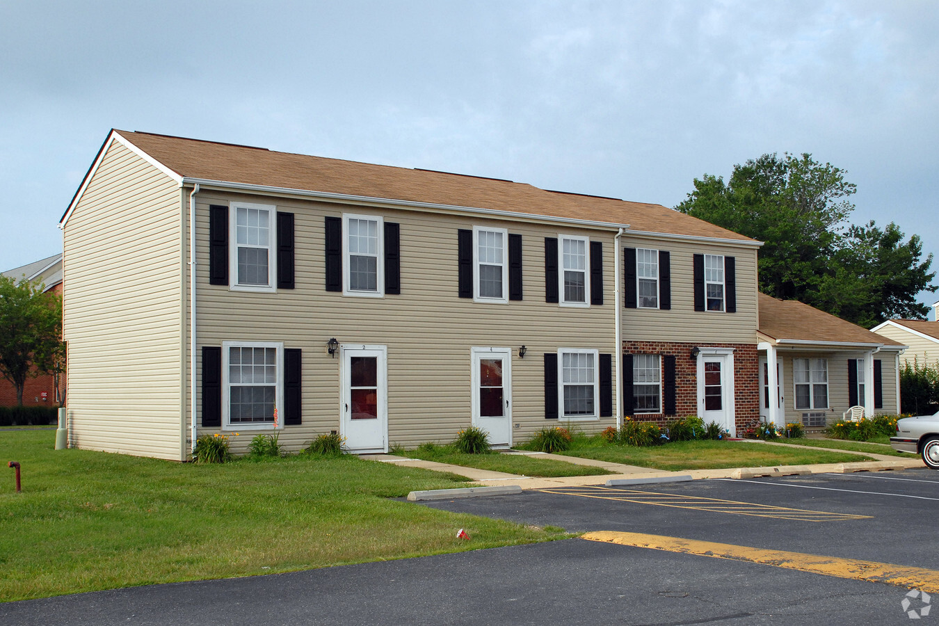 Kent Island Village - Kent Island Village Apartments