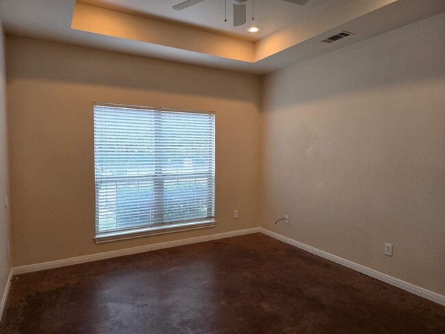 Photo - 3/2 Fourplex in Castle Heights