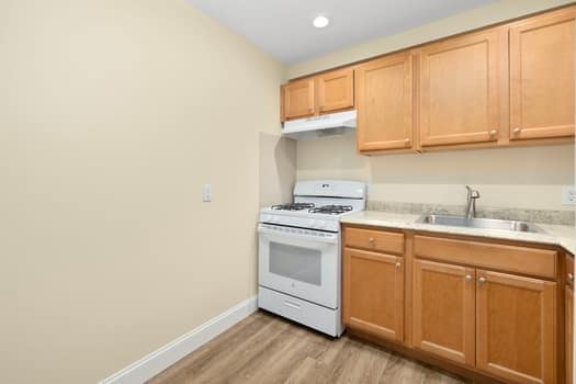 Photo - Parkway Apartments