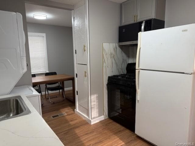 Photo - 12 Admiral St