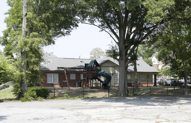 Photo - Mulberry Court Apartments