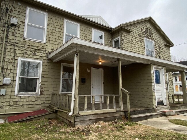 Building Photo - 35 S 3rd St Unit 1 Rental