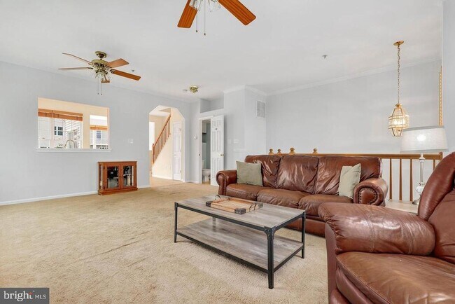 1942 Crossing Stone Ct