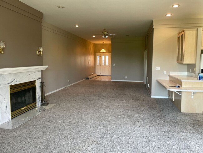 Photo - Condo On The Golf Course!!!