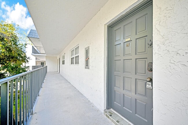 Photo - 3360 Spanish Moss Terrace Unit 311