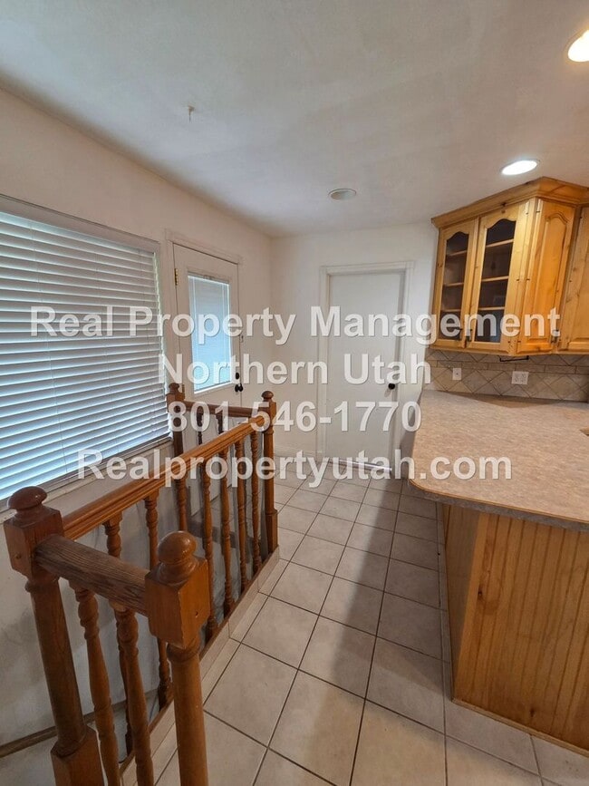 Photo - 2 Bedroom 1 Bath Unit in Ogden Available!