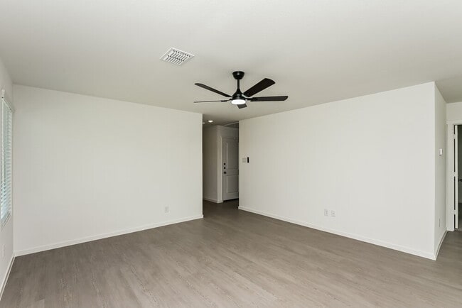 Photo - 10725 Revolver Dr