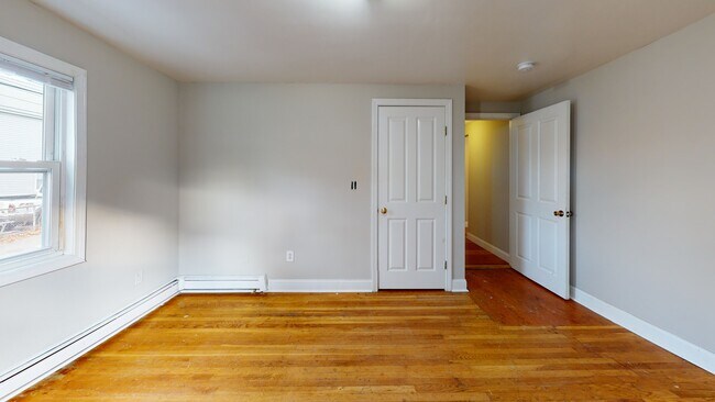 Photo - 24 Kelley Ct Unit 24