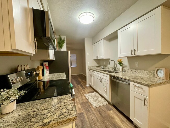 Photo - City Walk Villas | 1 & 2 Bedroom Apartments in Mount Dora, FL