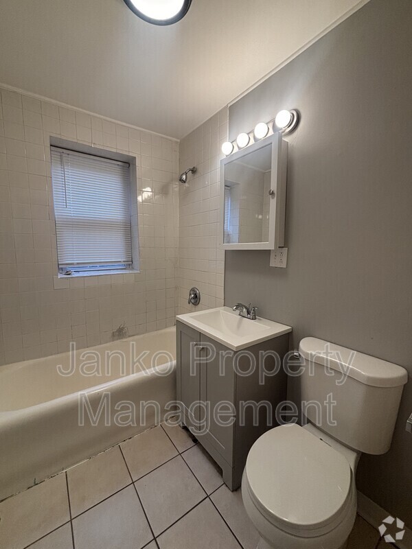 Building Photo - 8348 S Maryland Ave Rental