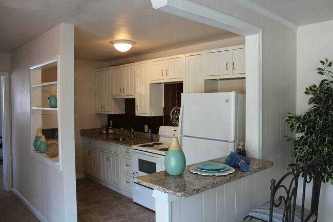 Photo - The Greenbrier Apartments