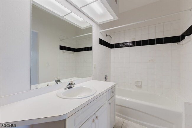 Photo - 5612 Rose Garden Rd Unit 204