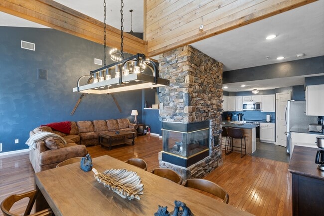 Photo - 8120 Stonegate Dr Condo Unit 8120