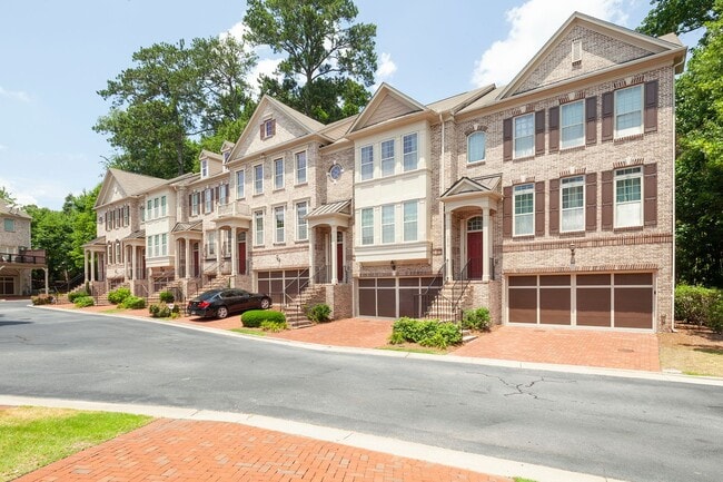 Photo - Very Spacious 3/3.5 Townhome in the Heart of Buckhead!