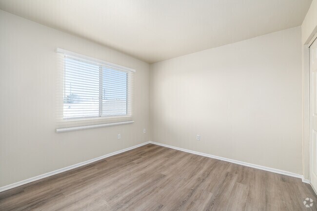 3BR, 2BA - 1,045SF - Bedroom