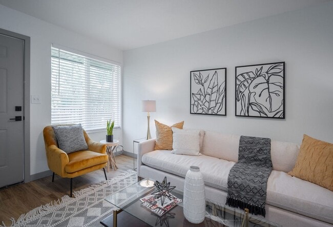 Photo - Katmai Apartments