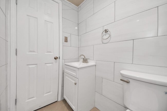 Building Photo - 6701 Irvington Blvd