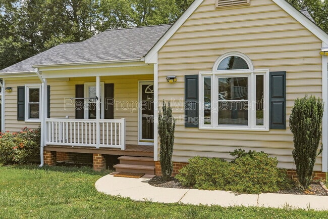 Photo - 11548 New Forest Trail