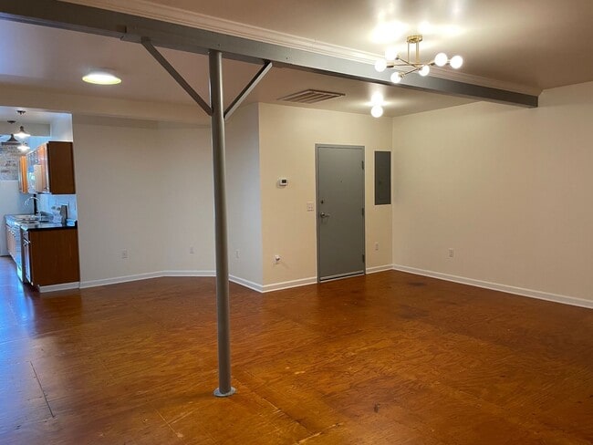 Photo - 121 Main St Unit 121 B S. MAIN ST