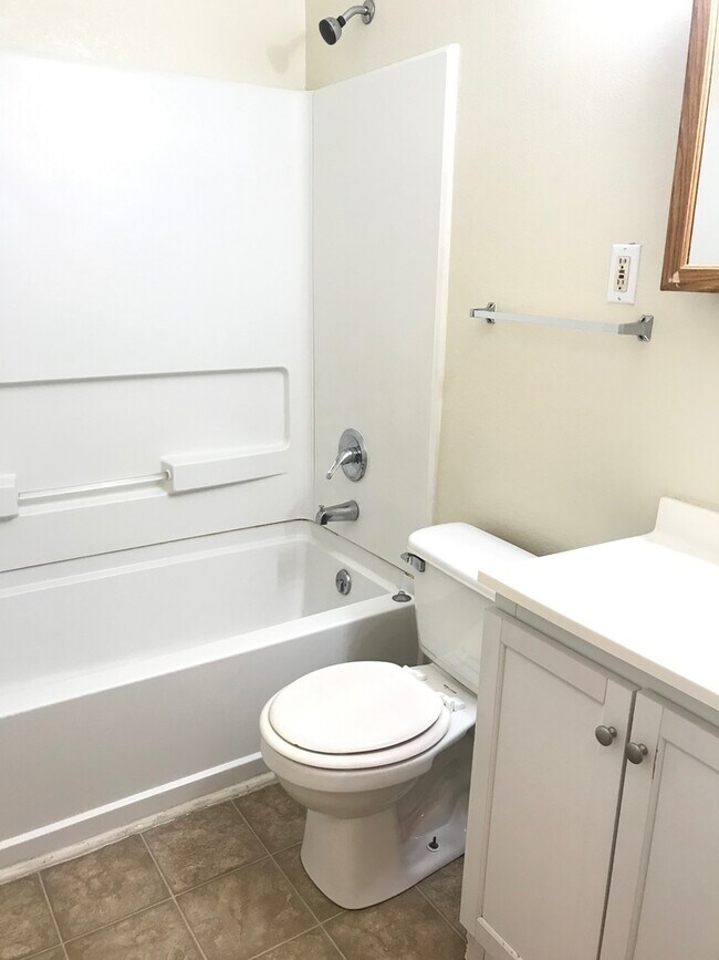 Photo - 3424 SW Brendan Ave Unidad 3424 SW Brendan