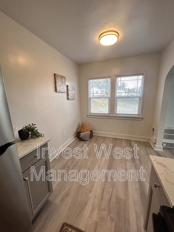 615 NE 6 Street Condo Unit 7 Condo for Rent in Camas, WA