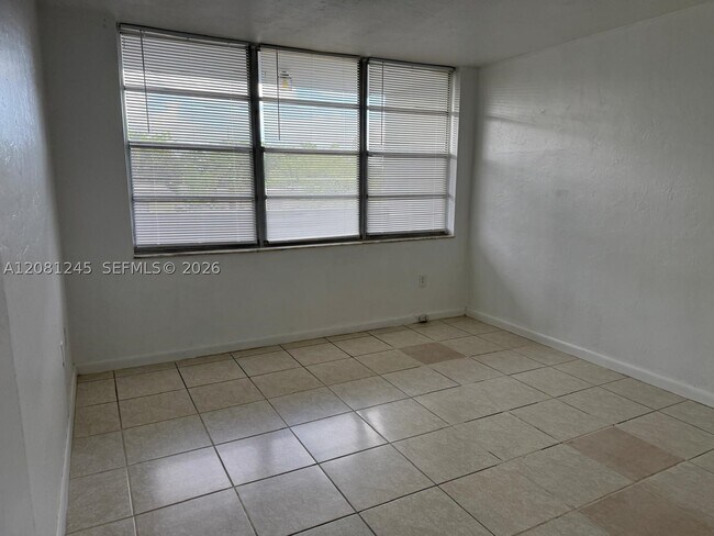 Photo - 2175 NE 170th St Unit 310