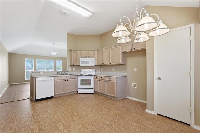 Photo - 9229 Chesapeake Ln