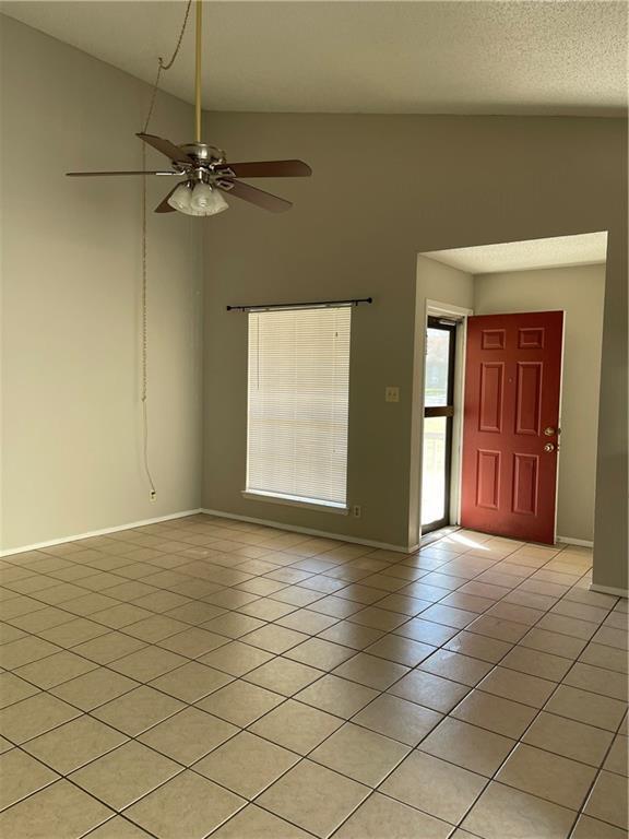 Photo - 8704 Pineridge Dr