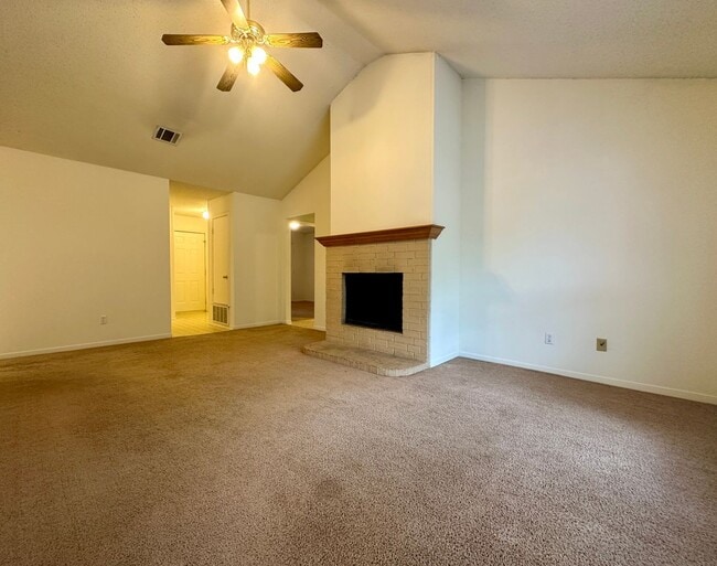 Photo - 638park Unit 1