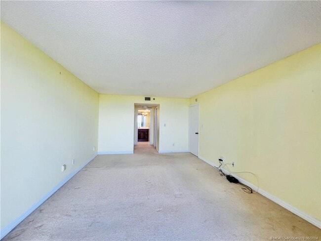 Building Photo - 8750 S Ocean Dr Unit 1635